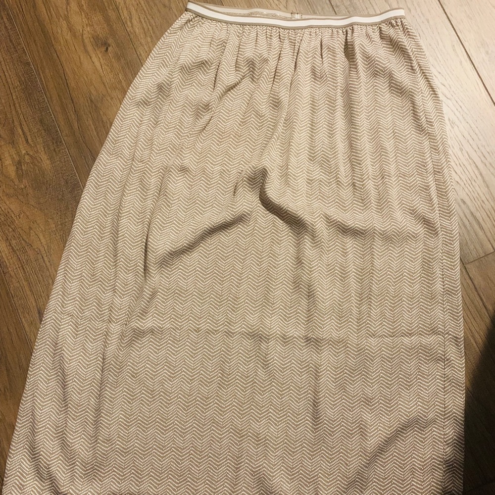 Grey and white chevron maxi skirt
